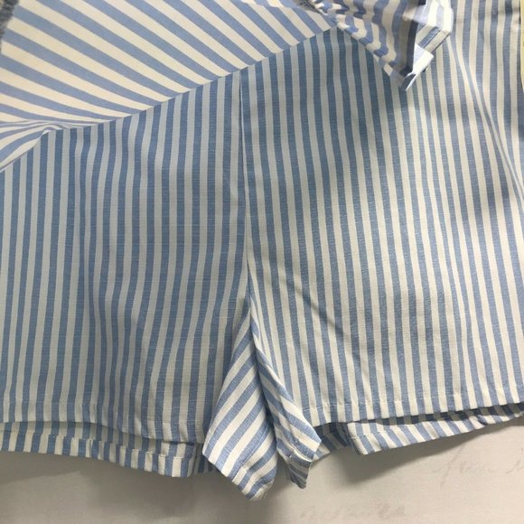 Lily White Ruffle Front Skort Size Large - Picture 3 of 8